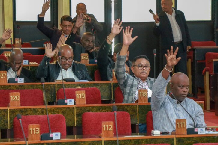 Image à la une de PARLEMENT – Les députés suggèrent que le 8 mars soit férié pour tous les travailleurs et pas uniquement pour les femmes