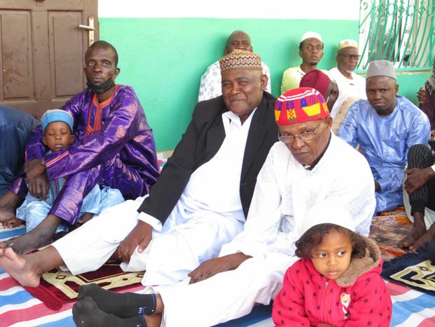 Image à la une de Célébrations – Les musulmans rassemblés pour l’Eid-al-Adha