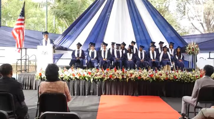 Image à la une de EDUCATION – Graduation day pour 18 étudiants de l’American School