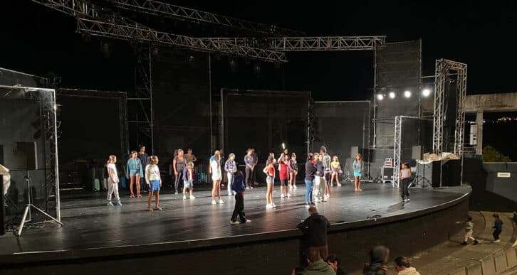 Image à la une de SPECTACLE – La danse traditionnelle malgache enchante les Réunionnais