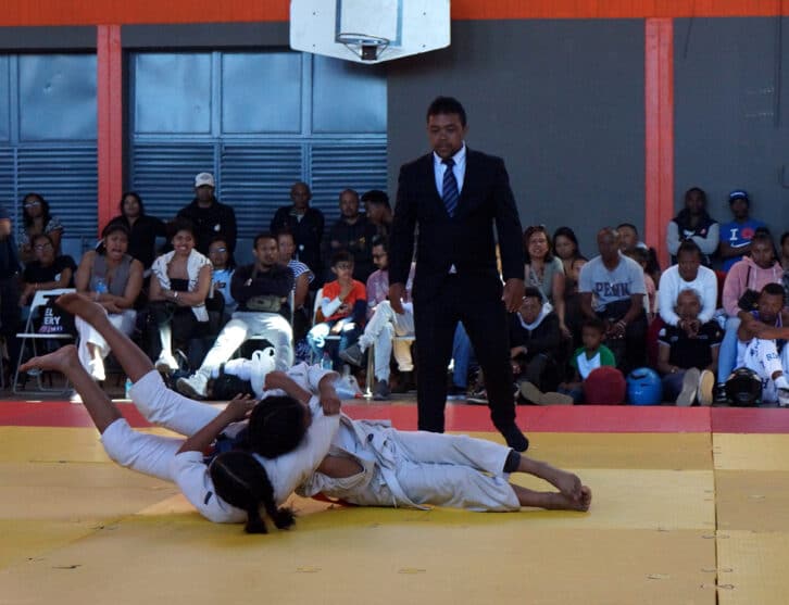 Image à la une de JUDO – INTERCLUBS JEUNES – Les équipes du Dojudo  et de l’Esca sacrées