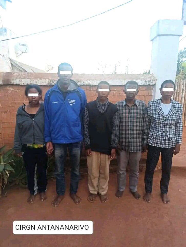 Image à la une de Arnaque au faux mercure à Ambohimangakely :  Les escrocs ont encaissé plus de 400 millions d’Ariary