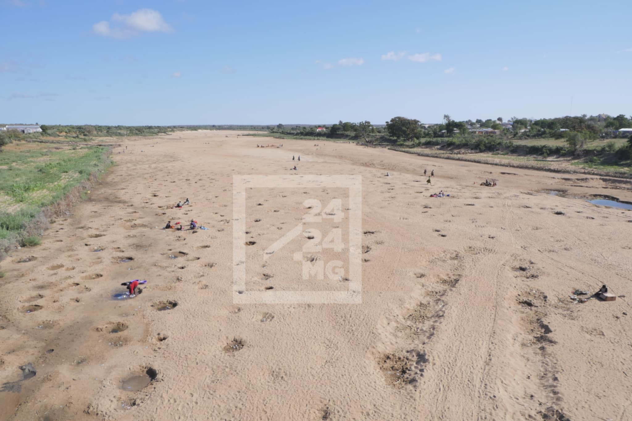 Image à la une de Comment Madagascar fait-elle face à la désertification ?