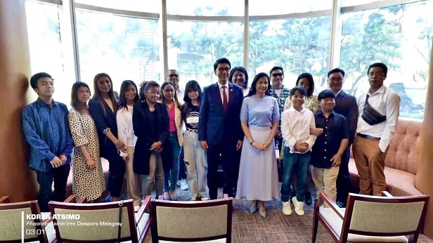 Image à la une de Andry sy Mialy R. Rajoelina. Asa tontosain’izy mivady any Korea Atsimo