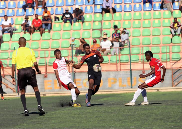 Image à la une de PURE PLAY FOOTBALL LEAGUE – DÉMI-FINALES  – Elgeco Plus s’impose contre 3FB à l’aller