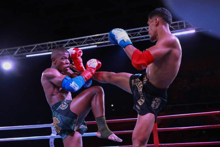 Image à la une de MUAY THAI – TROPHÉE DE CHOC IV   – Johnny Gauvin met K.O Elfazar Fazaraly