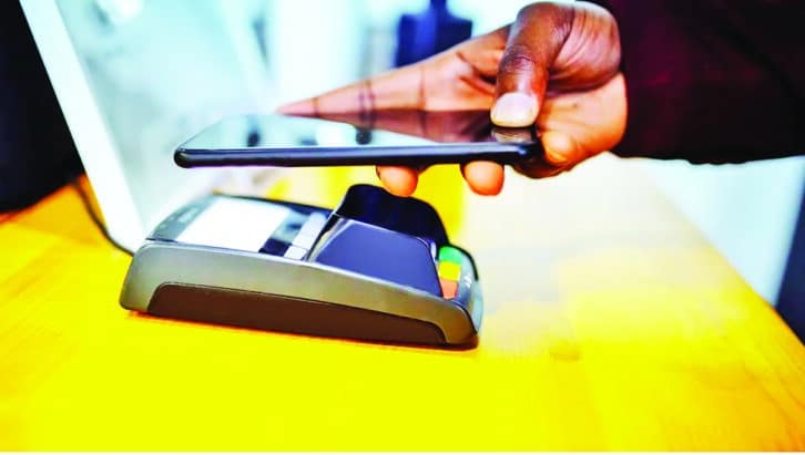 Image à la une de CONSOMMATION – Le commerce en ligne sur le haut de la vague
