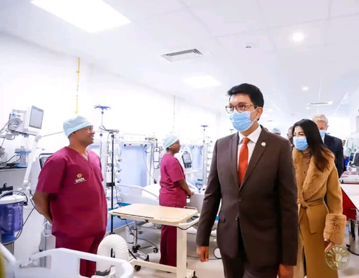 Image à la une de CHIRURGIE À CŒUR OUVERT – De l’espoir pour les enfants et leurs familles