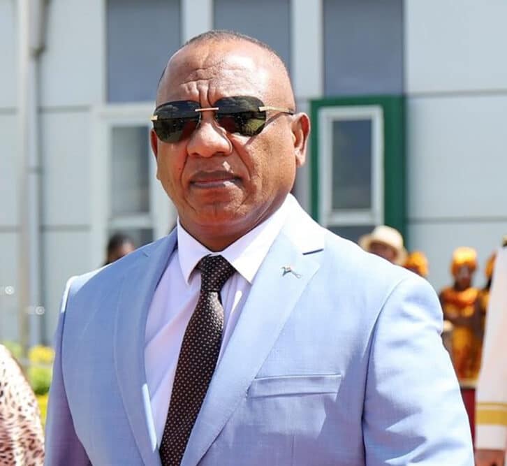 Image à la une de PRIMATURE  – Christian Ntsay fidèle au poste