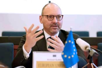 Image à la une de Quel est le rôle de Rolland Kobia en tant qu'ambassadeur de l'UE à Madagascar ?
