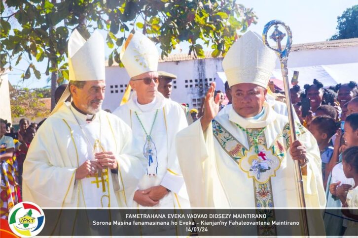 Image à la une de RELIGION – Monseigneur Clément Herizo Rakotoasimbola ordonné évêque de Maintirano