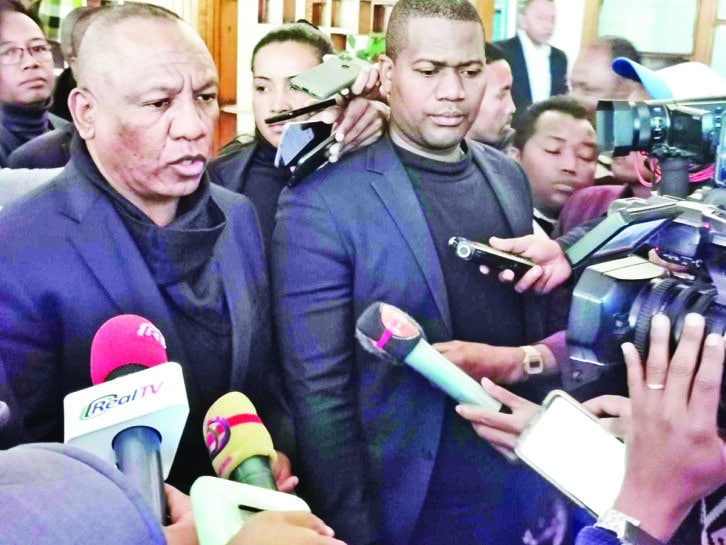 Image à la une de SUCCESSION DU PREMIER MINISTRE – Christian Ntsay s’en remet au Président