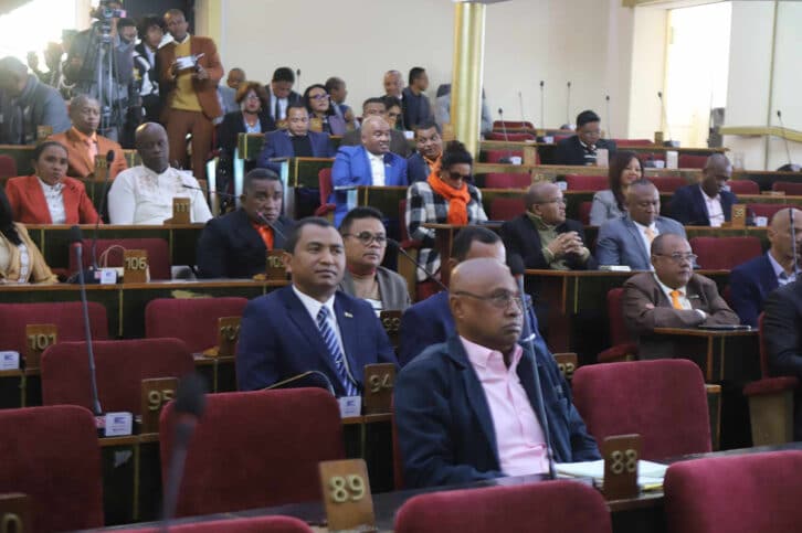 Image à la une de DÉBUT DE LÉGISLATURE – Le conseil des ministres décrète la convocation des nouveaux députés