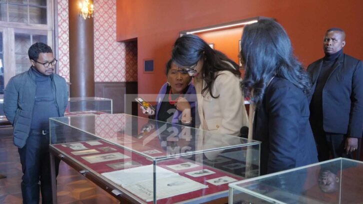 Image à la une de PATRIMOINE – La Reines Ranavalona III sur les cimaises à Anatirova