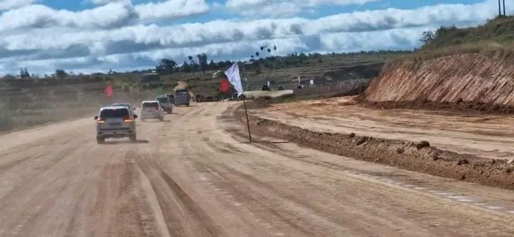 Image à la une de INFRASTRUCTURE ROUTIÈRE – La société civile remet en question l’autoroute