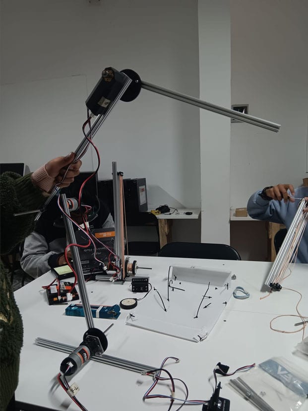 Image à la une de Compétition internationale – La team Madagascar aux Jeux Olympiques de robotique