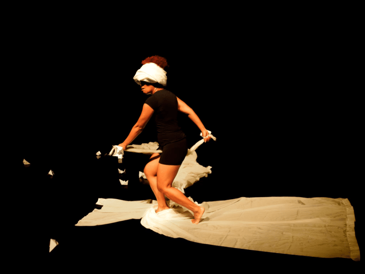 Image à la une de ”Danser ses rêves” de Julie Iarisoa, lauréat du Programme SOFACO