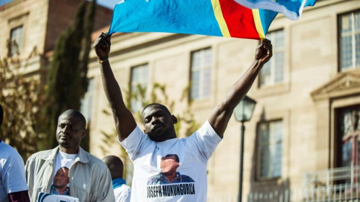 Image à la une de RDC : Paul-Joseph Mukungubila, l’ennemi juré de Joseph Kabila, amnistié par Félix Tshisekedi
