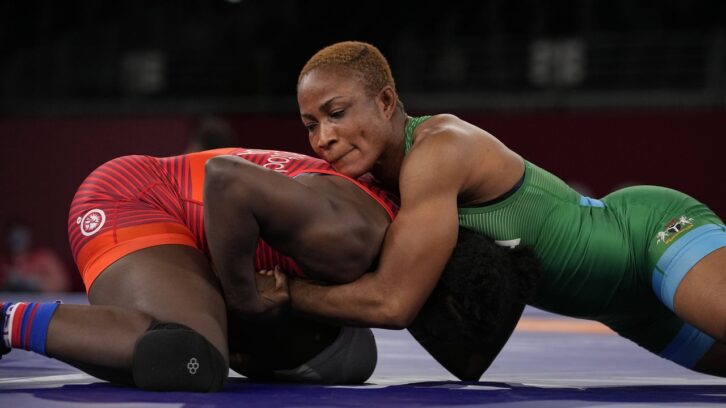 Image à la une de JO 2024 – C’est quoi ce sport, la lutte ?
