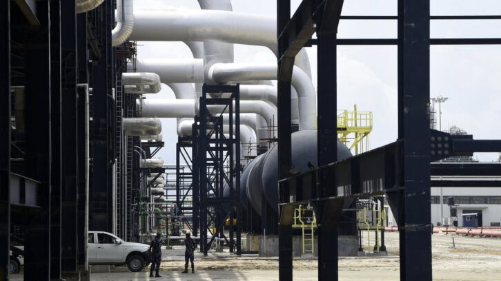 Image à la une de Comment l’or noir de Dangote divise le Nigeria