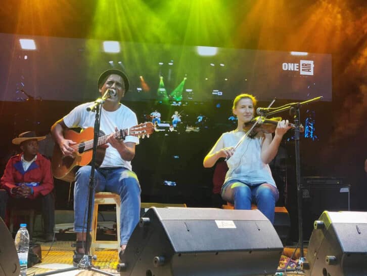 Image à la une de PALAIS DES SPORTS – Le duo Erick Manana-Jenny fait un carton