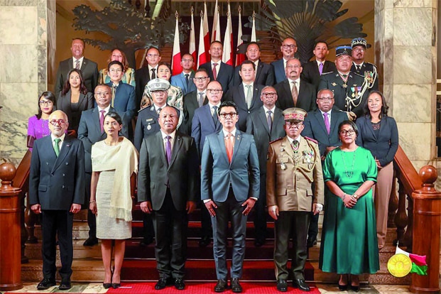 Image à la une de Remaniement gouvernemental – Les nouveaux ministres et secrétaires d’Etat connus ce jour