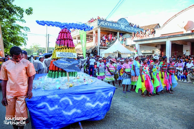 Image à la une de Carnaval des baleines – Sainte-Marie au-devant de la scène touristique