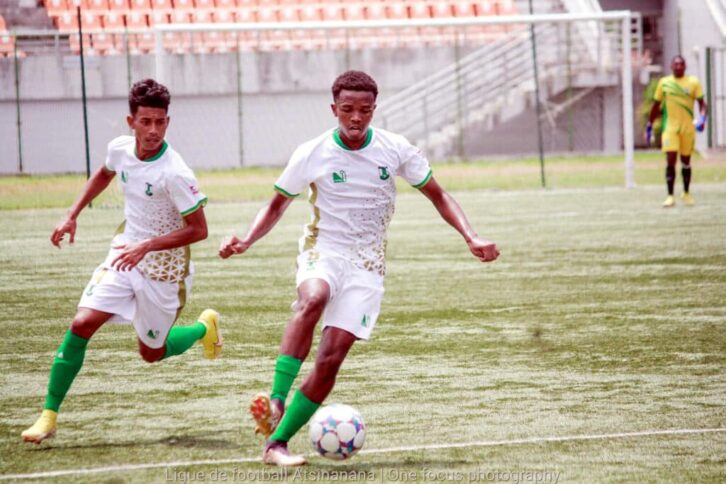 Image à la une de Football – D2 national : Jet Kintana et Tia Kitra confirment !