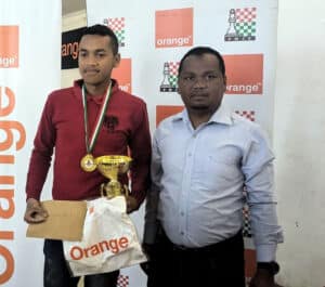 Image à la une de Échecs – Sommet National : Victoire de Toavina Razanadrakotoarisoa