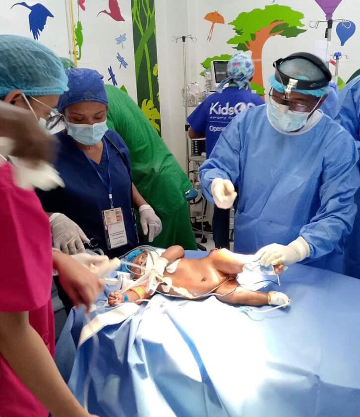 Image à la une de MALFORMATIONS – Des bébés siamois séparés avec succès