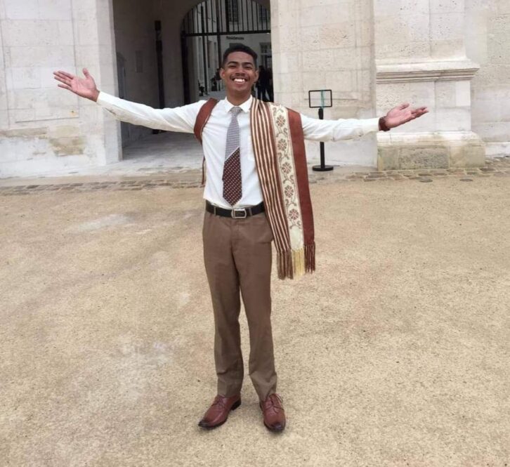 Image à la une de ART ORATOIRE – Rakitra Sederantsoa Andrianasoloniaina va en en finale du concours Eloquentia