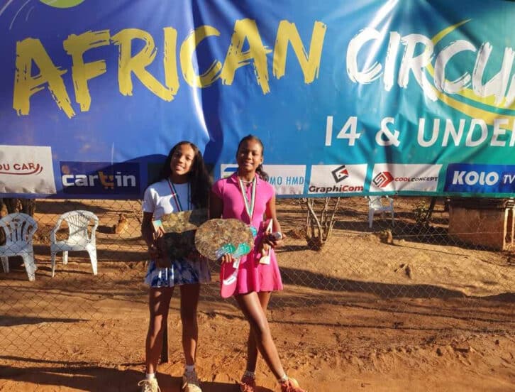 Image à la une de TENNIS – Soa Ainatia et Matei Randrianasolo titrées en double