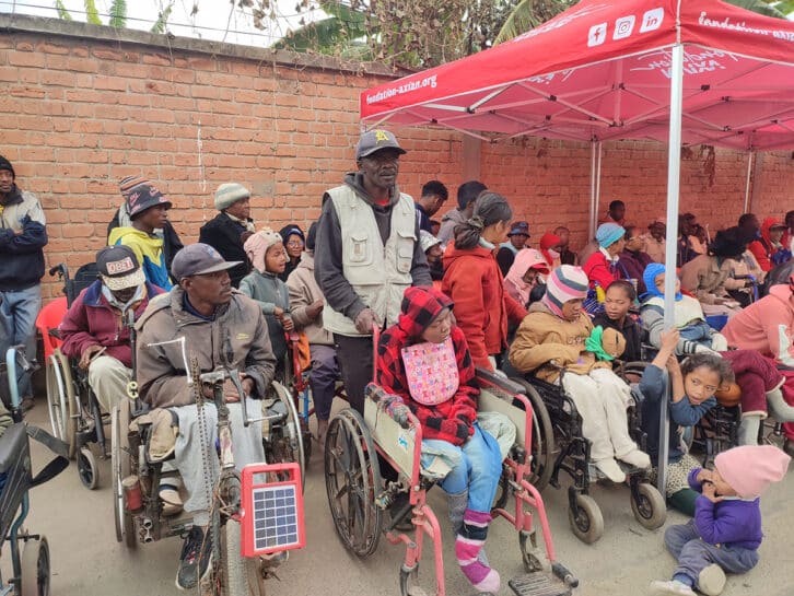 Image à la une de VULNÉRABILITÉ – Des personnes en situation de handicap se relèvent