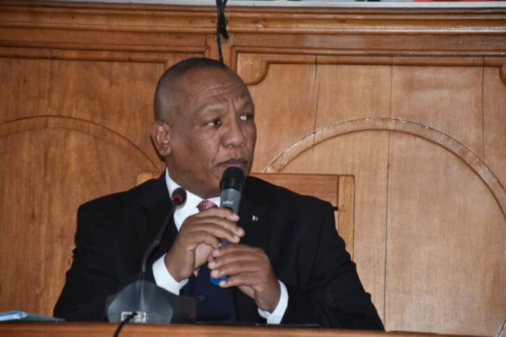 Image à la une de Délestage : Grogne des sénateurs hier au Palais d’Anosikely