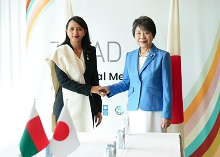 Image à la une de DIPLOMATIE – Vers le renforcement des relations avec le Japon