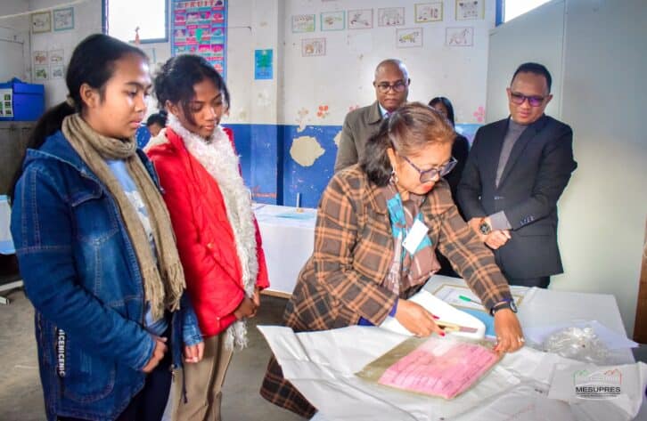Image à la une de BACCALAURÉAT – Le ministre par intérim Fidiniavo Ravokatra dément toute erreur sur les sujets de baccalauréat