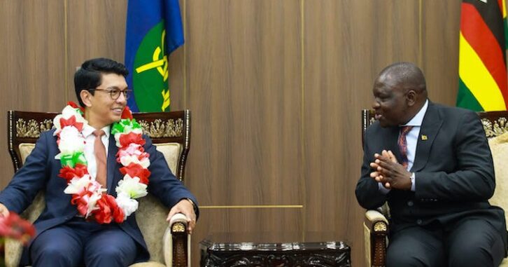Image à la une de Sommet de la SADC : Andry Rajoelina au Zimbabwe