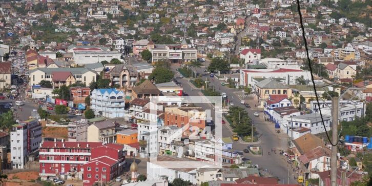 Image à la une de ECONOMIE – Une croissance économique de 5,3 % en 2025 à Madagascar, selon les prévisions de la Banque Africaine de Développement