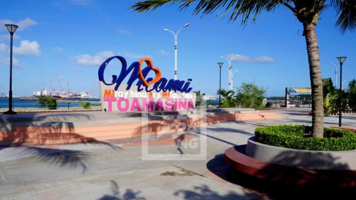 Image à la une de INFRASTRUCTURES – 60 millions d’ariary par mois pour faire tourner et pour assurer l’entretien de la Place Miami à Toamasina, selon le SENVH