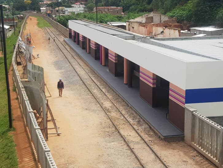 Image à la une de TRANSPORT – La mise en service du train urbain reportée en 2025