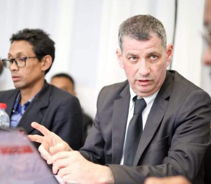 Image à la une de ENERGIE – Ron Weiss présente son plan de redressement de la Jirama devant le ministre de l’Energie et des hydrocarbures