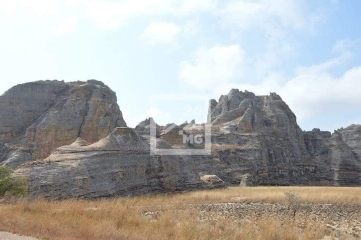 Image à la une de HISTOIRE – De possibles liens entre Madagascar et l’Iran évoqués après de nouvelles découvertes sur le site archéologique de Teniky