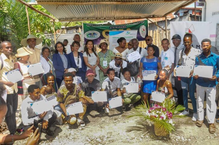 Image à la une de FORMATION PROFESSIONNELLE – Plus de 200 artisans de la province de Toamasina formés à la production de charbon écologique