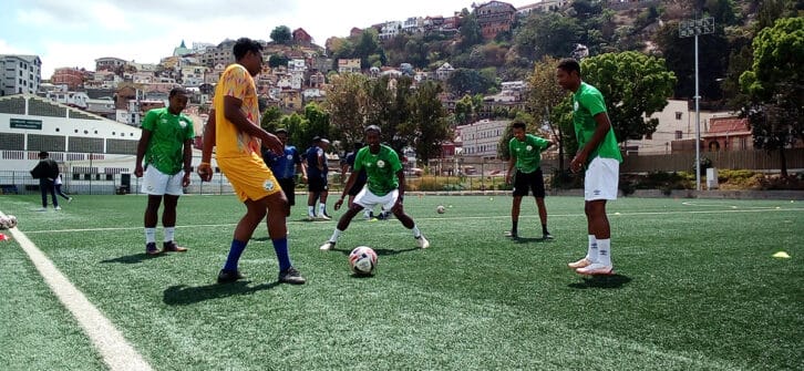 Image à la une de FOOTBALL – QUALIFICATIONS CAN-CHAN – Sept Barea entament le regroupement