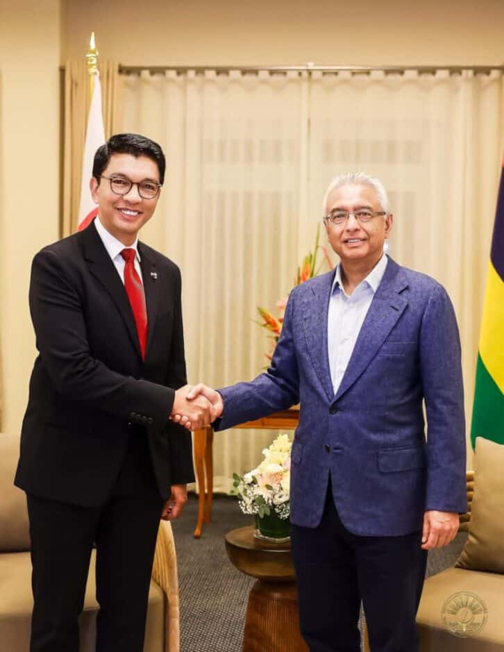 Image à la une de Face-à-face Rajoelina – Pravind Jugnauth : 5ème Sommet de la COI à Nosy-Be en début 2025 Face-à-face