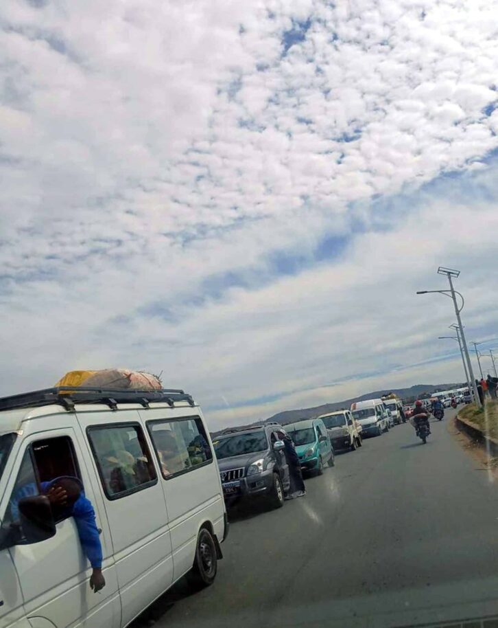 Image à la une de Ampitatafika : Fiara telo indray nifandona