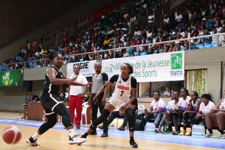 Image à la une de BASKETBALL – Le MB2ALL reste invaincu chez les dames et la GNBC se rattrape