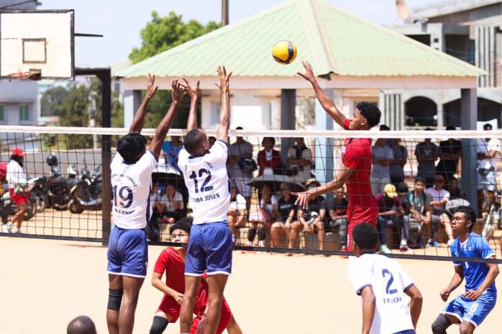 Image à la une de VOLLEYBALL – MADA 1D – Les Gendarmes en roue libre