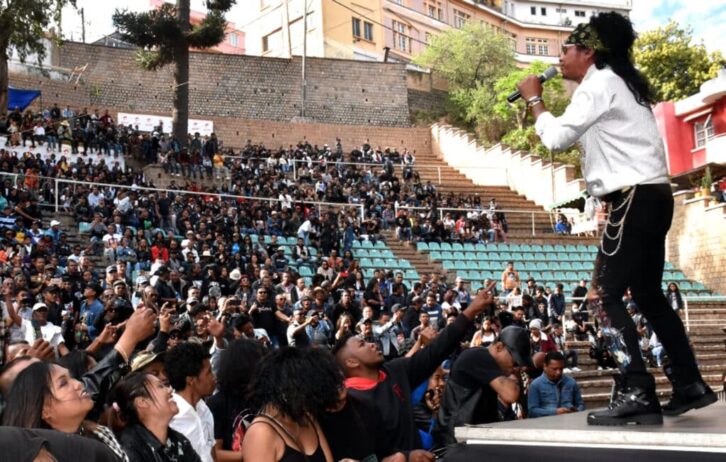 Image à la une de Antsahamanitra : Tselatra fait toujours vibrer son public