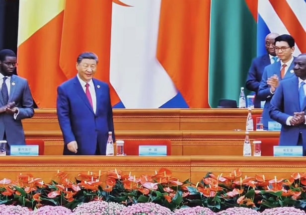 Image à la une de Beijing FOCAC 2024. Le Président Xi Jinping a annoncé son pays apportera aux pays africains un soutien financier à hauteur de 360 milliards de yuans RMB  sur trois ans en vue de la mise en œuvre de dix plans d’action de partenariat
